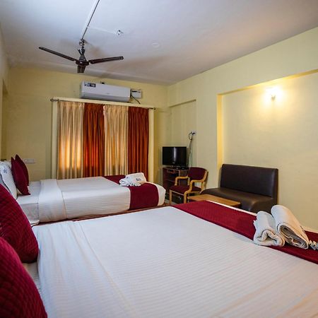 Hotel Vyshak International Mysore Exterior photo